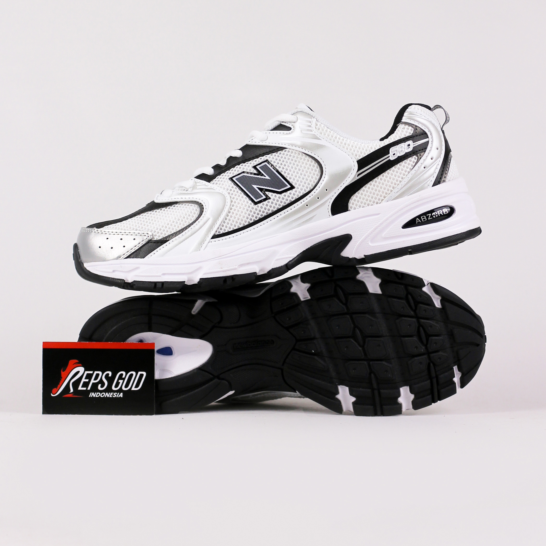 New Balance NB 530 White Silver Metallic Black Sneakers Authentic - Image 3