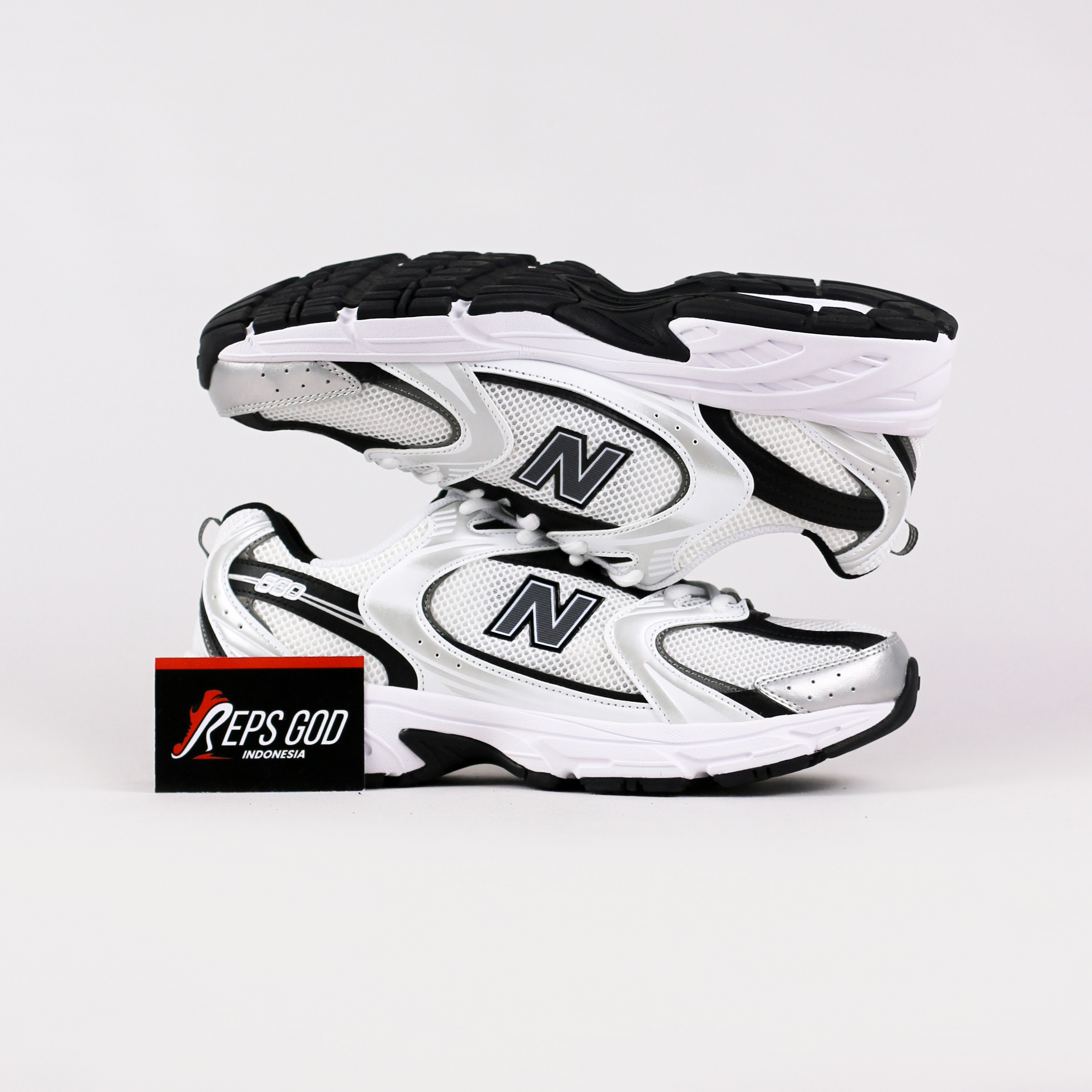 New Balance NB 530 White Silver Metallic Black Sneakers Authentic - Image 2