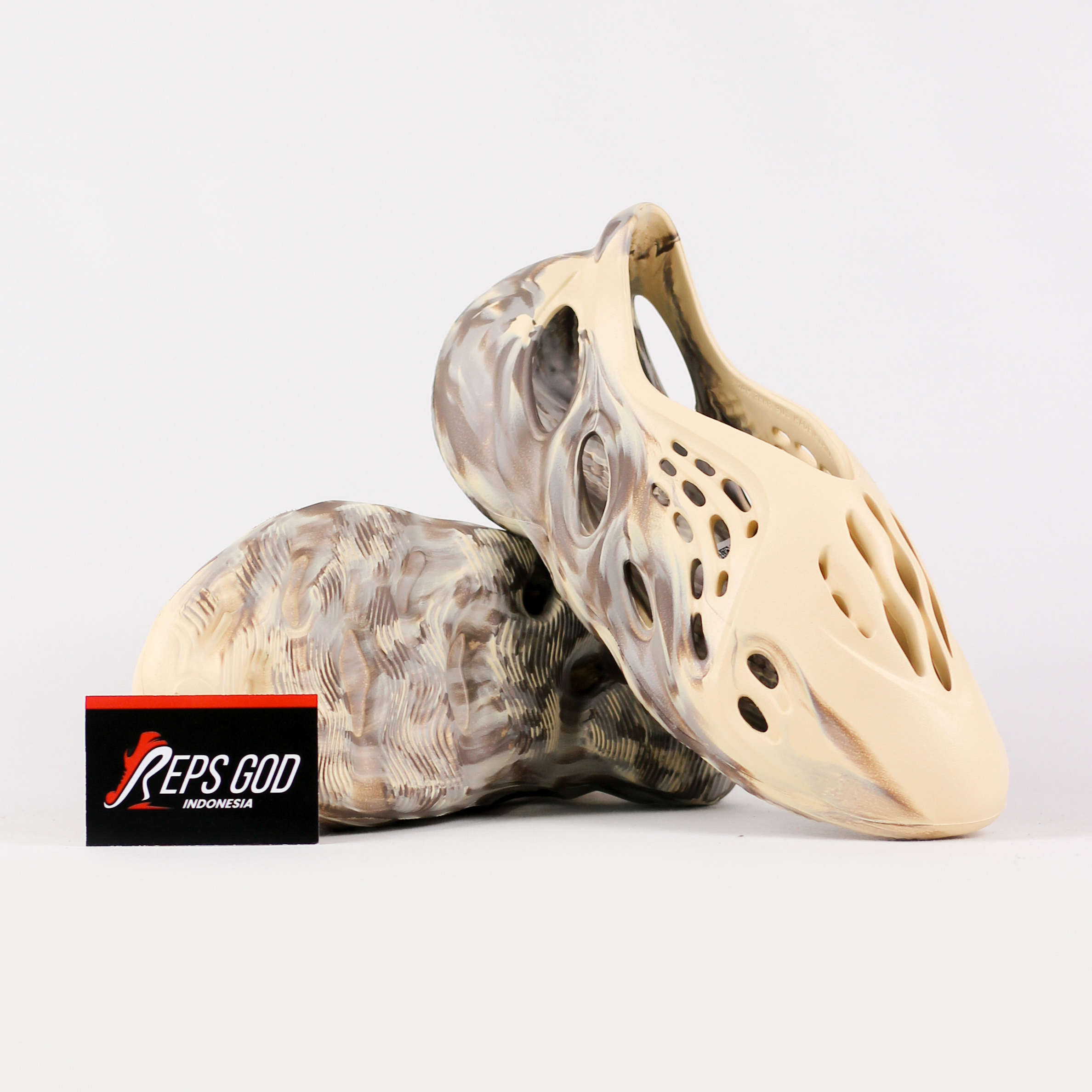 Sendal Adidas Yeezy Foam Runner MX Cream Clay Brown Authentic - Image 2