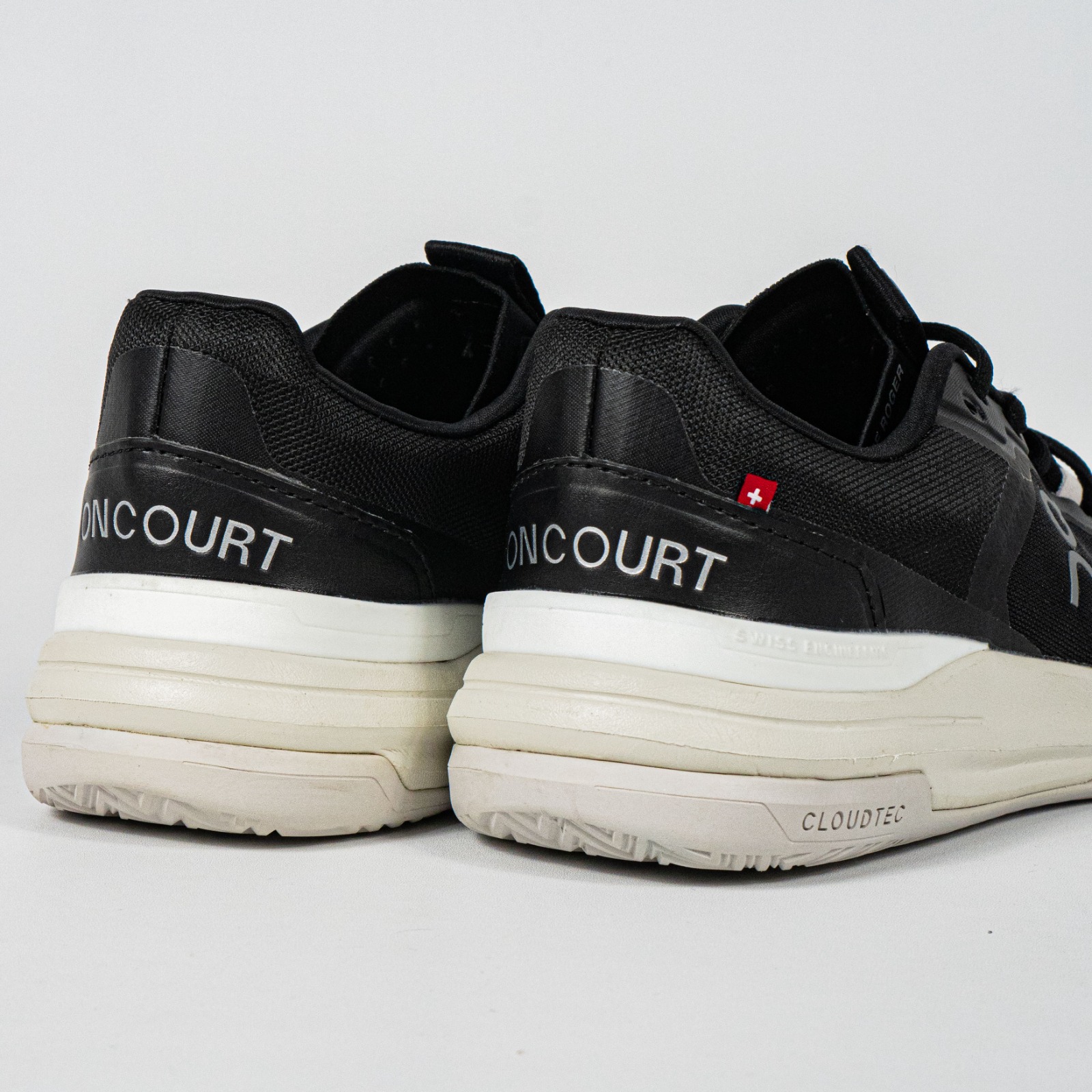 Sepatu On Cloud On The Roger Black Sneakers Casual Olahraga Wanita Pria Tennis Padel Gym Outdoor Indoor - Image 3