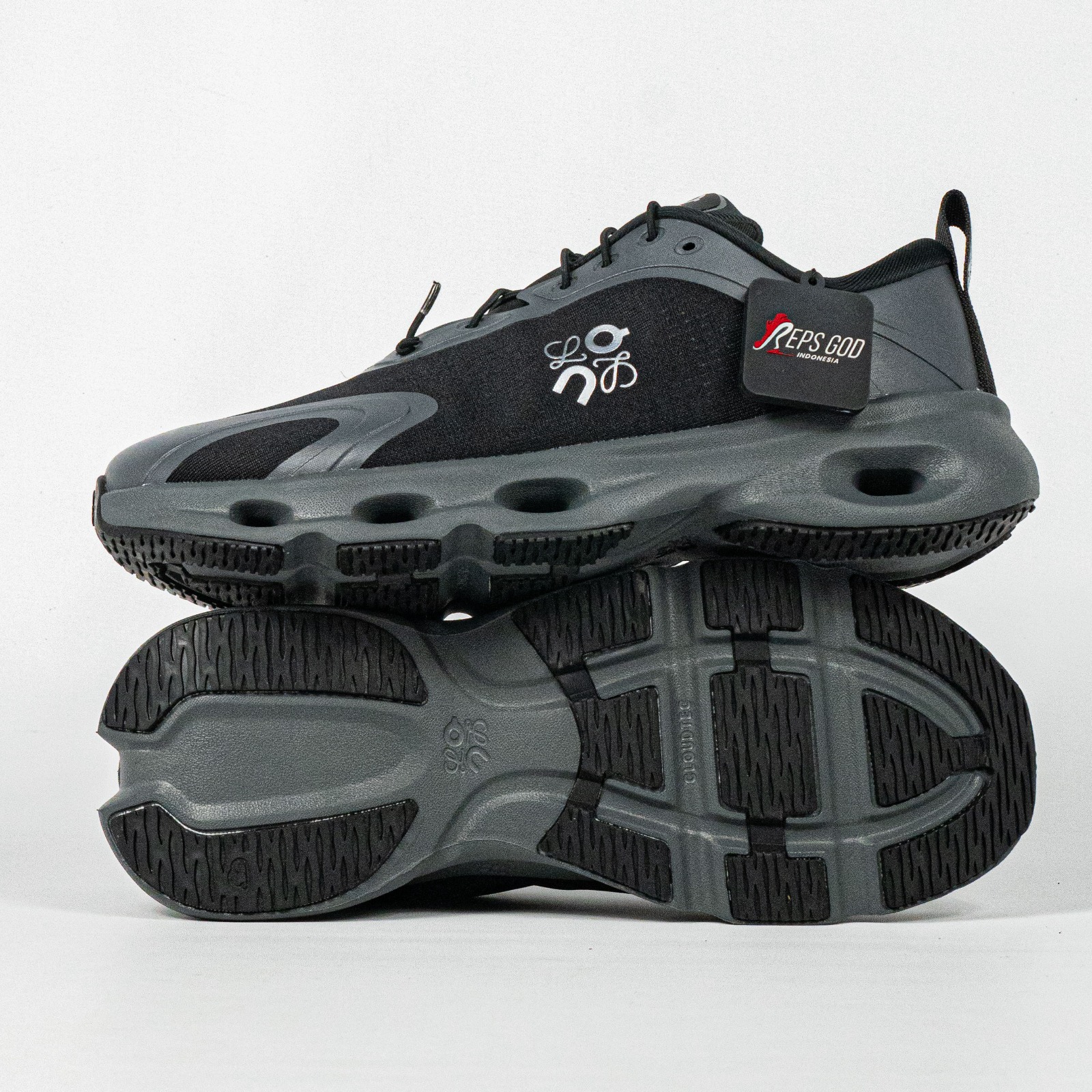 Sepatu On Running Cloudsolo x Loewe Black Sneakers Authentic - Image 3