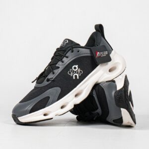 Sepatu On Running Cloudsolo x Loewe Black White Sneakers Authentic